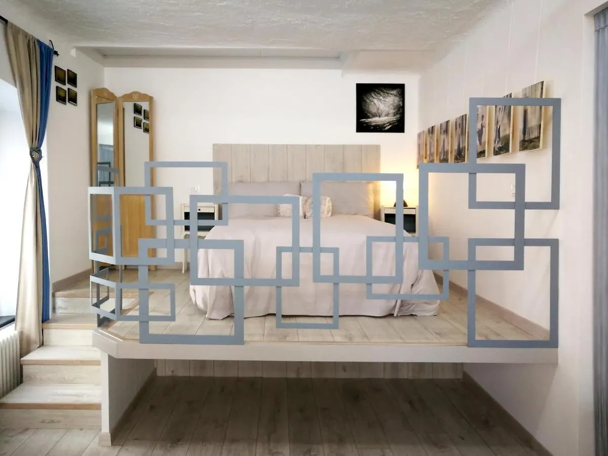 L\'Arte Al Mare location